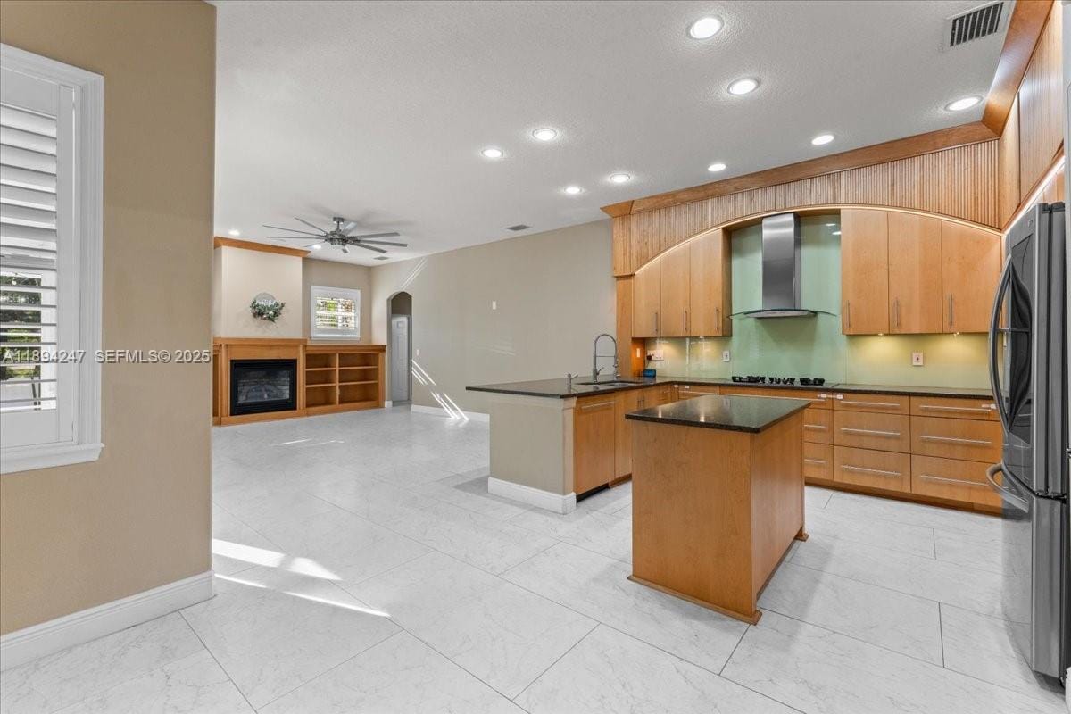 2706 Skimmer Point S Gulfport Drive, St. Petersburg, FL 33707 photo 21