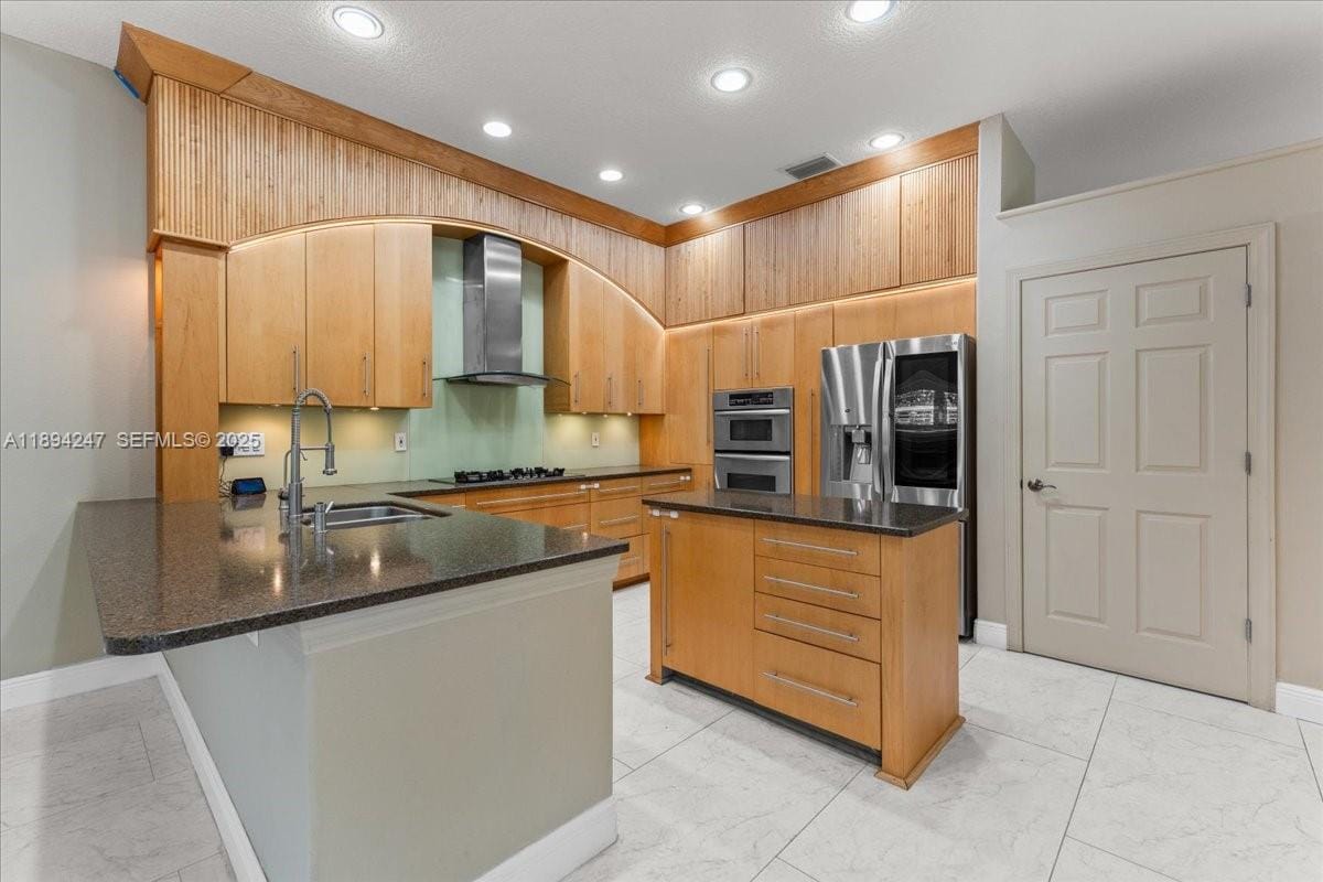 2706 Skimmer Point S Gulfport Drive, St. Petersburg, FL 33707 photo 23