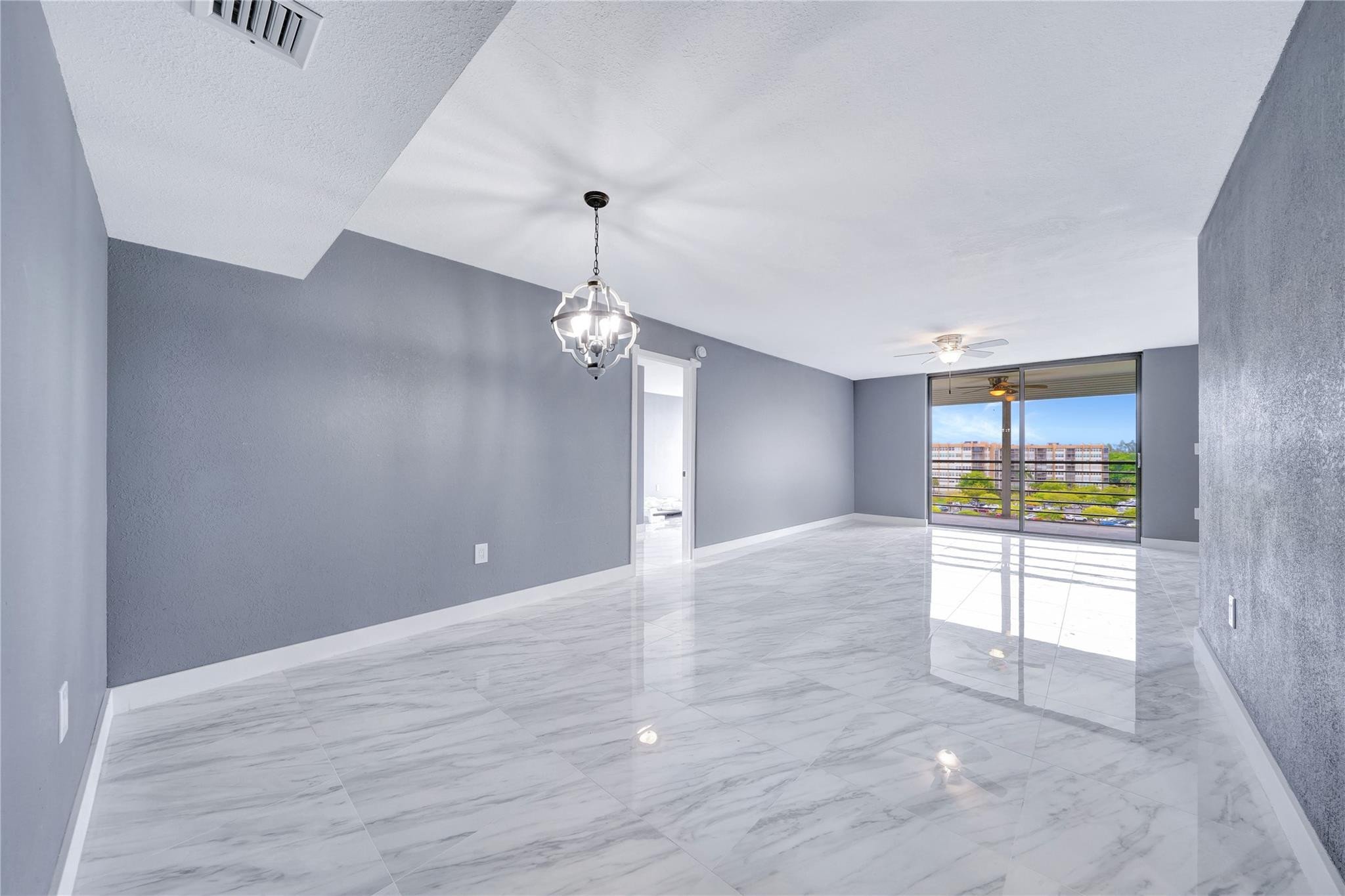 1100 Saint Charles Place 708, Pembroke Pines, FL 33026, Pembroke Pines