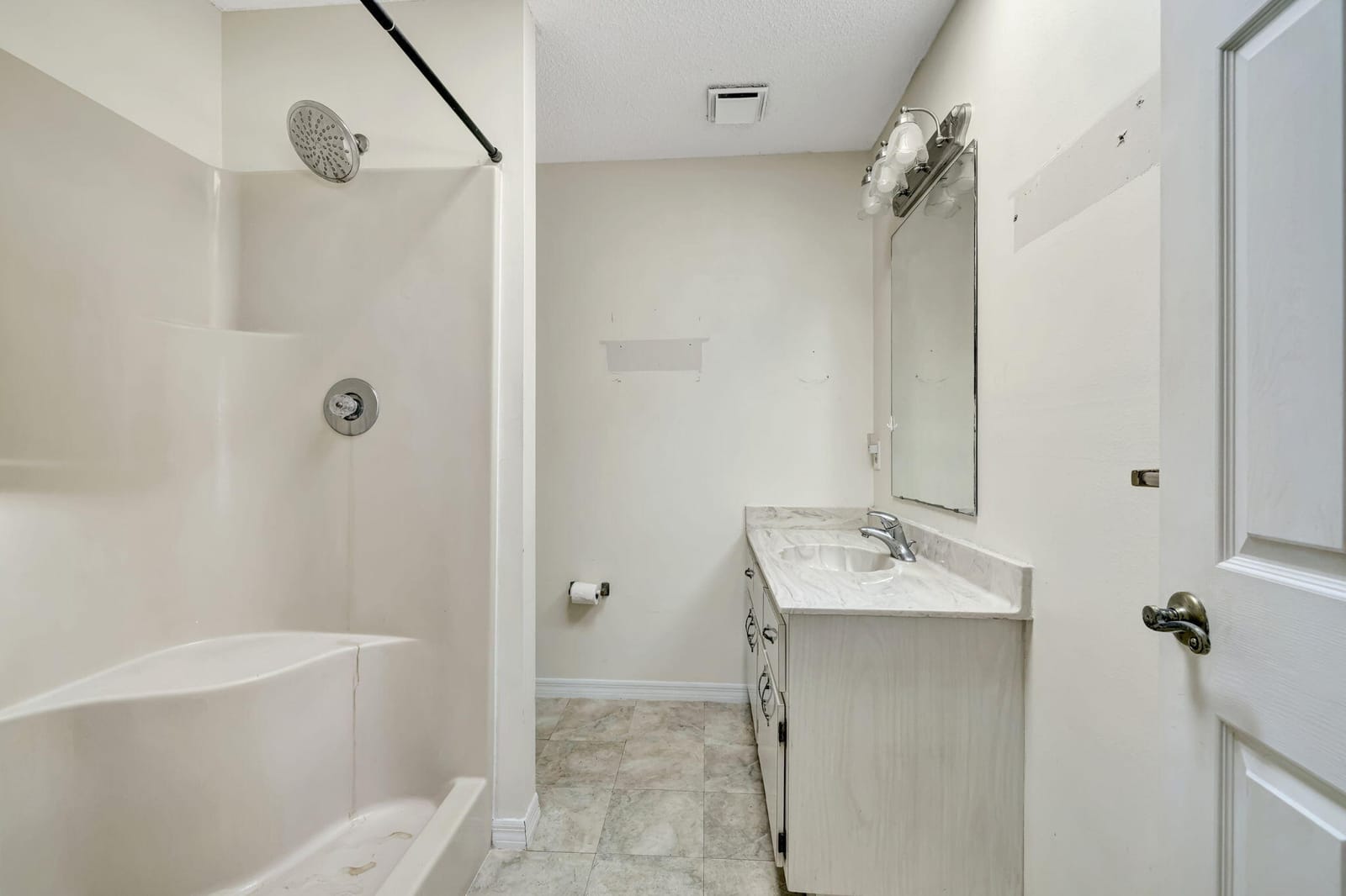 7902 Holopaw Avenue, Fort Pierce, FL 34951 photo 19
