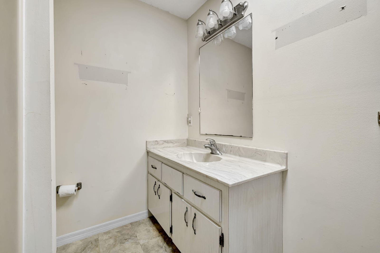 7902 Holopaw Avenue, Fort Pierce, FL 34951 photo 20