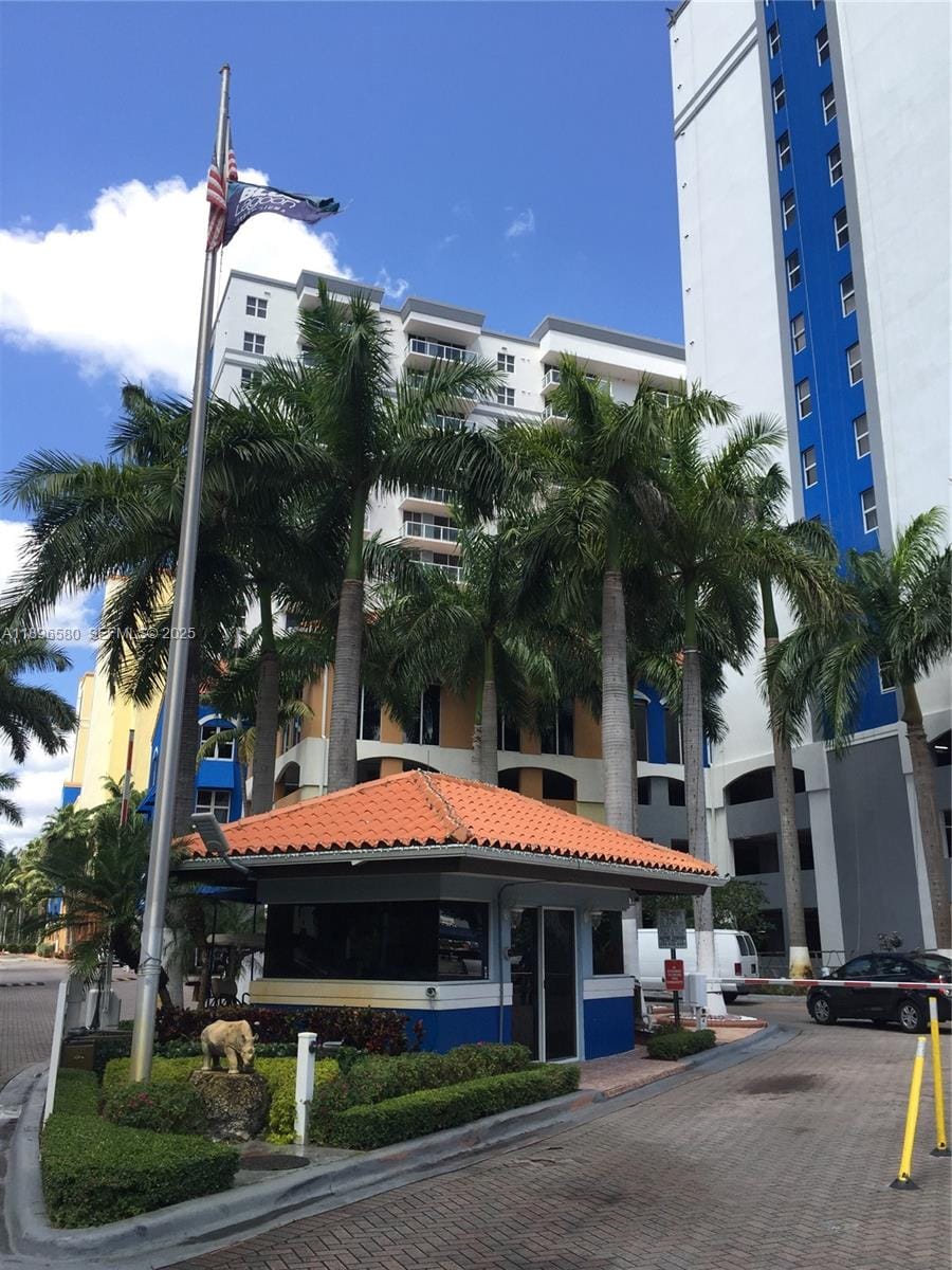 5077 NW 7th Street PH17, Miami, FL 33126 photo 9