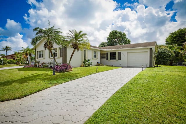 6298 Summer Sky Lane, sold in Lucerne Homes East 2, Greenacres, FL