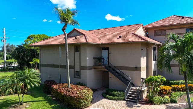 19199 Sabal Lake Drive, Boca Raton, FL 33434