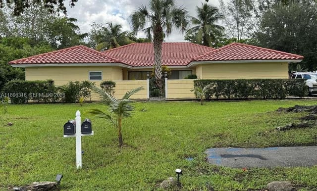3405 NW 82nd Avenue, Coral Springs, FL 33065