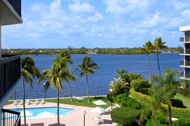 2778 S Ocean Boulevard S407, sold in Sutton Place Condo, Palm Beach, FL