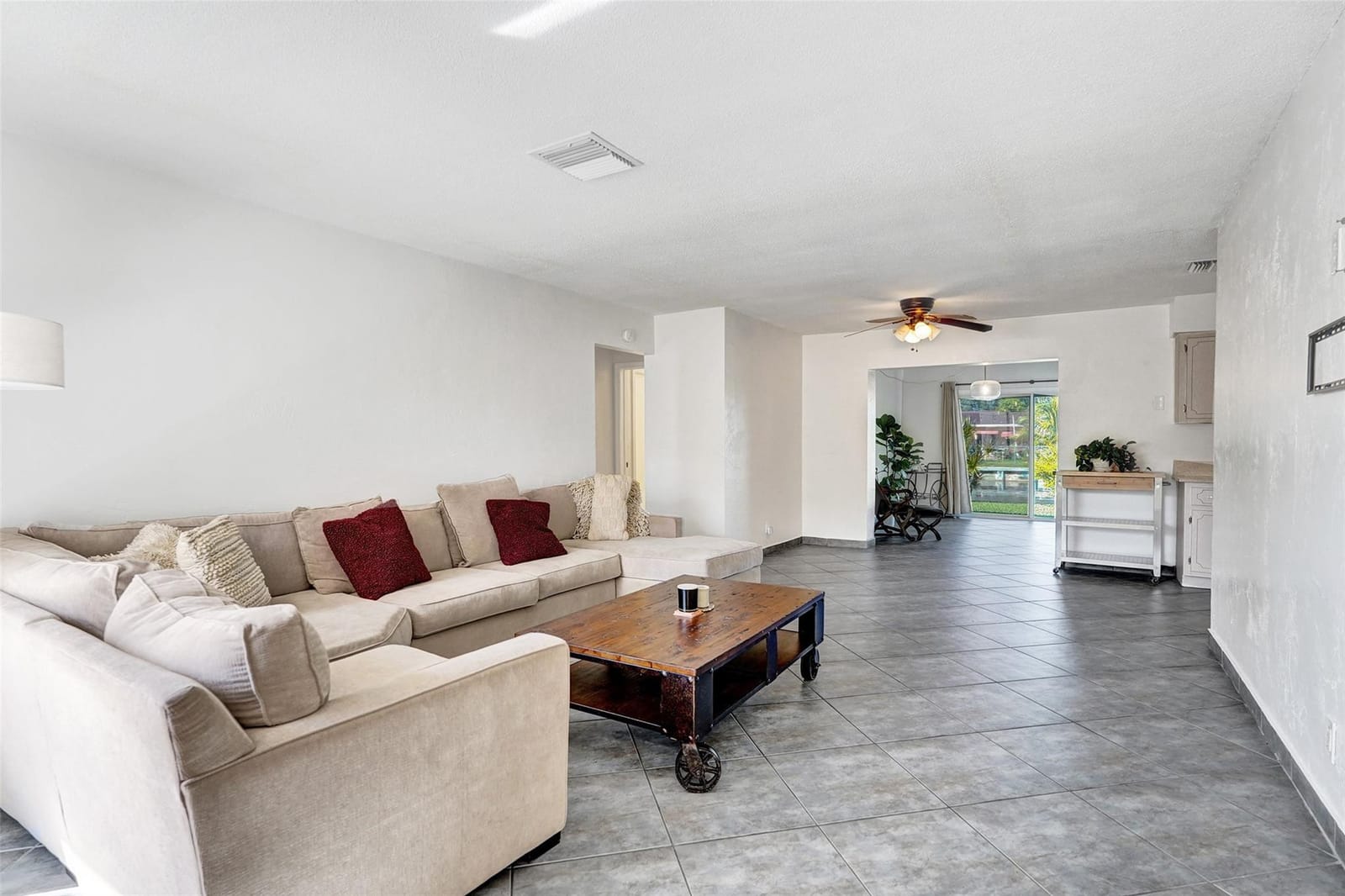 7003 NW 95th Terrace, Tamarac, FL 33321 photo 7