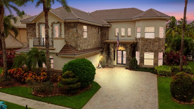 10437 Trianon Place, sold in Versailles, Wellington, FL
