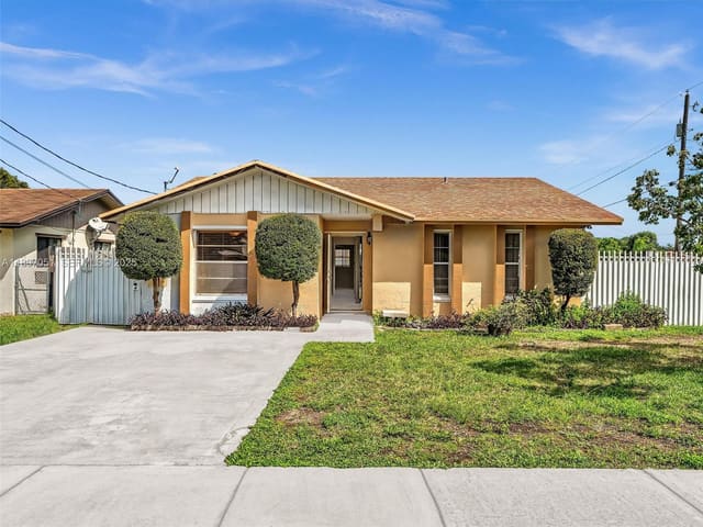 17995 SW 105th Avenue, sold in West Perrine Addn, Miami, FL