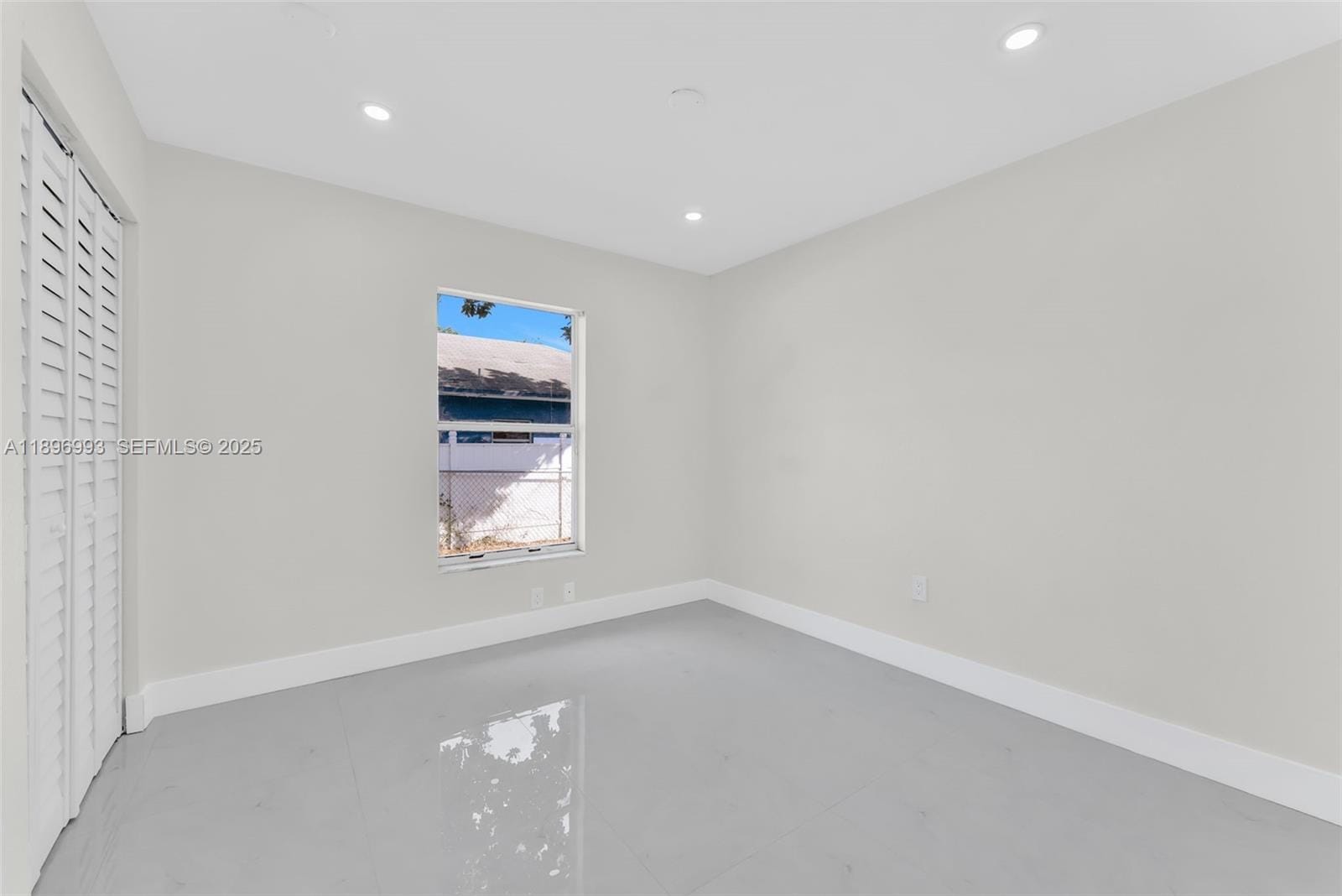7690 NW 17th Place, Miami, FL 33147 photo 13