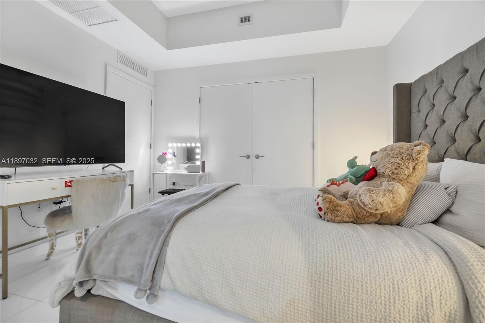 851 NE 1st Avenue 806, Miami, FL 33132 photo 24