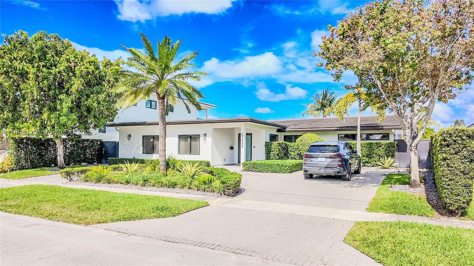 12855 Maple Road, North Miami, FL 33181 photo 3