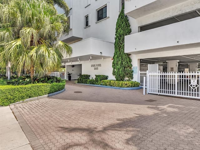 1775 Washington Avenue 8B, Miami Beach, FL 33139