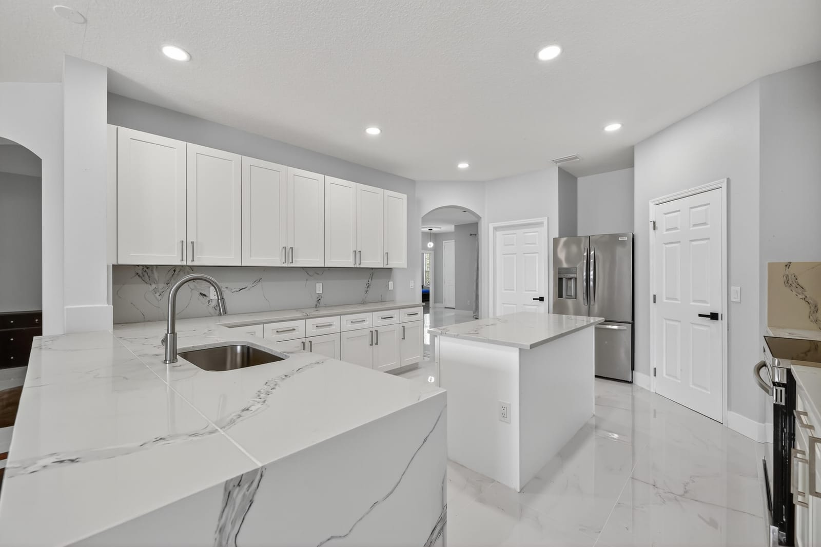 6233 NW Gisela Street — photo 12