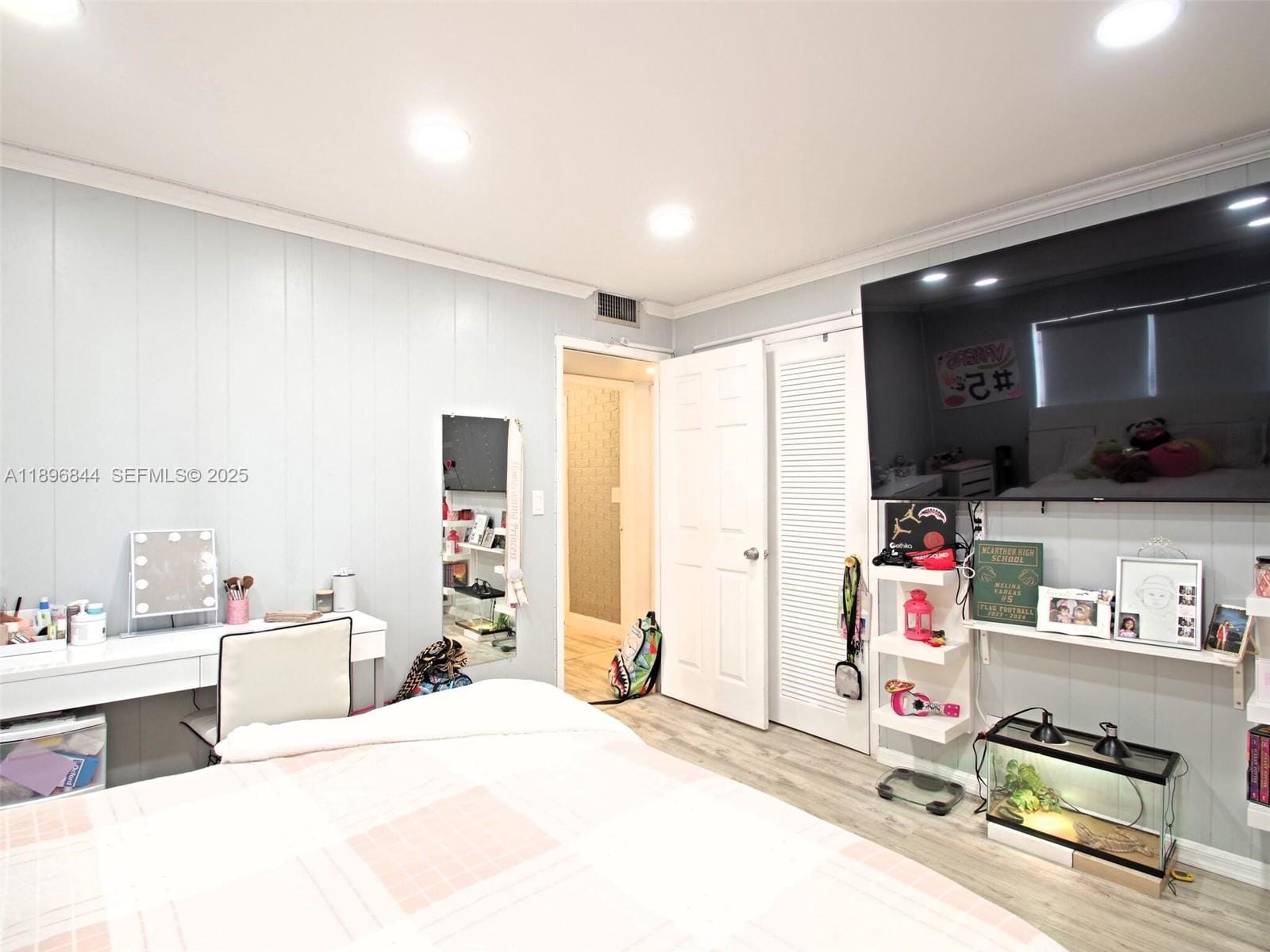 420 NE 12th Avenue 401, Hallandale Beach, FL 33009 photo 14