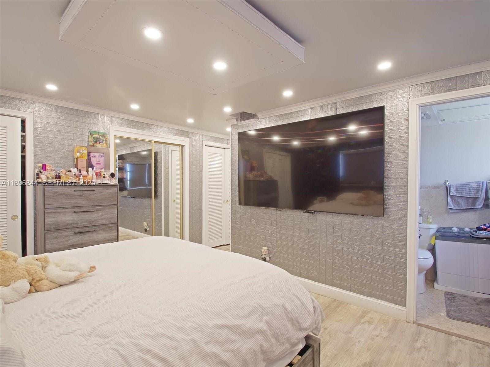 420 NE 12th Avenue 401, Hallandale Beach, FL 33009 photo 20