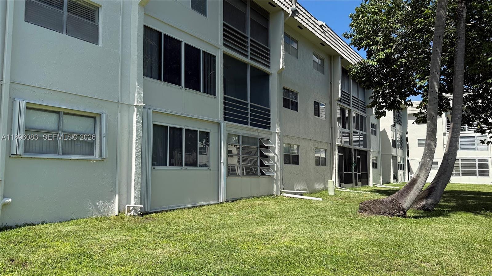 8450 Sunrise Lakes Boulevard 111 — photo 7