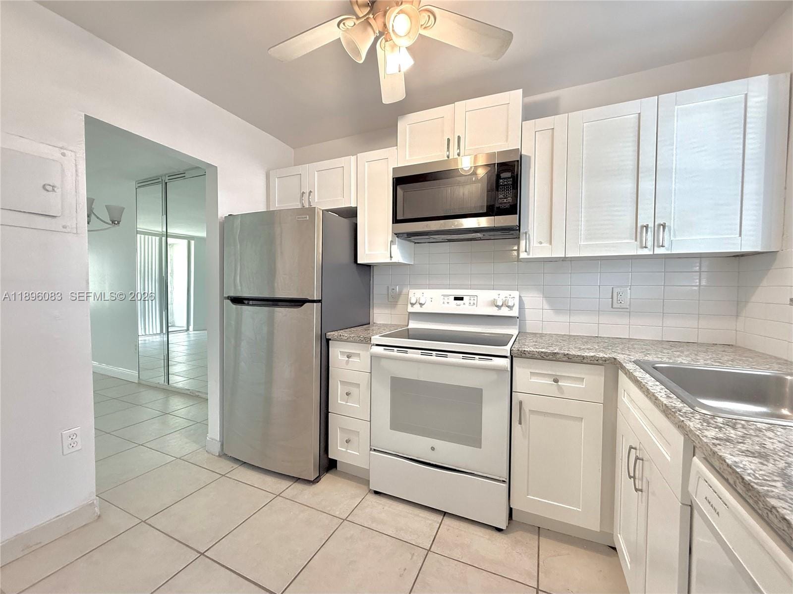 8450 Sunrise Lakes Boulevard 111 — photo 10