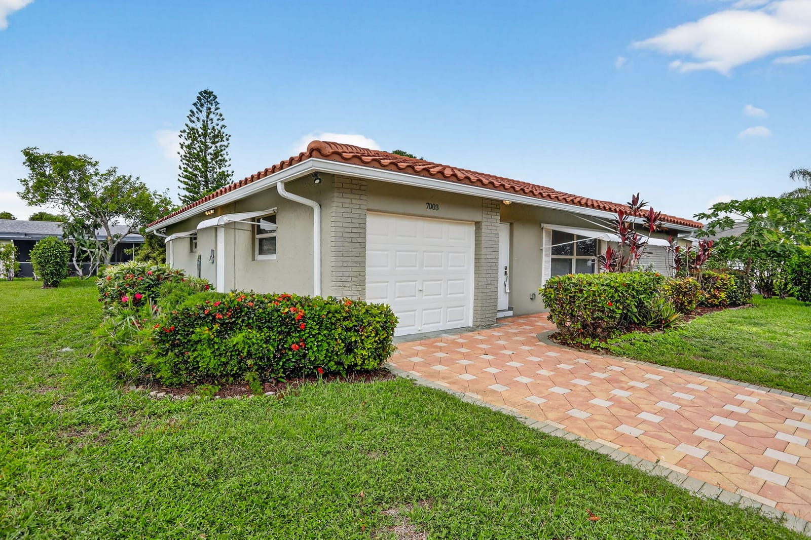 7003 NW 92nd Avenue, Tamarac, FL 33321 photo 2
