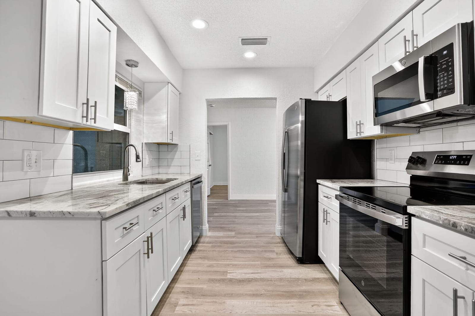 7003 NW 92nd Avenue, Tamarac, FL 33321 photo 12