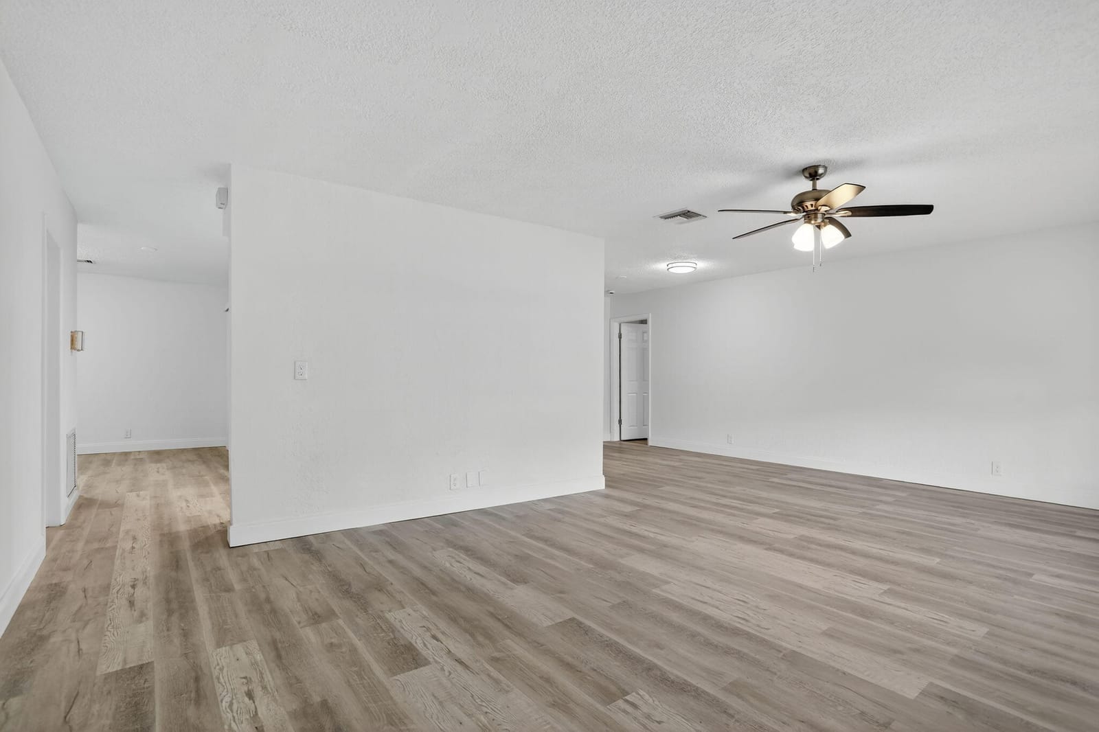 7003 NW 92nd Avenue, Tamarac, FL 33321 photo 4
