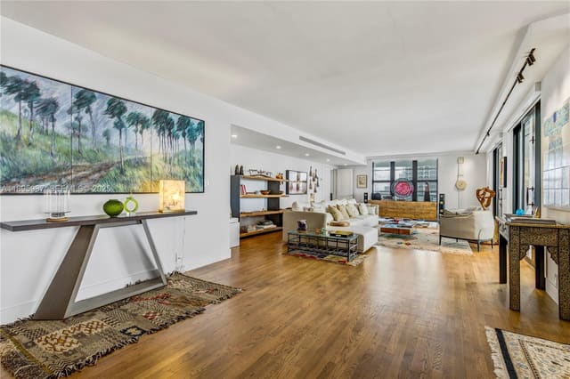 5500 Collins Avenue 1104, sold in Towerhouse Condo, Miami Beach, FL