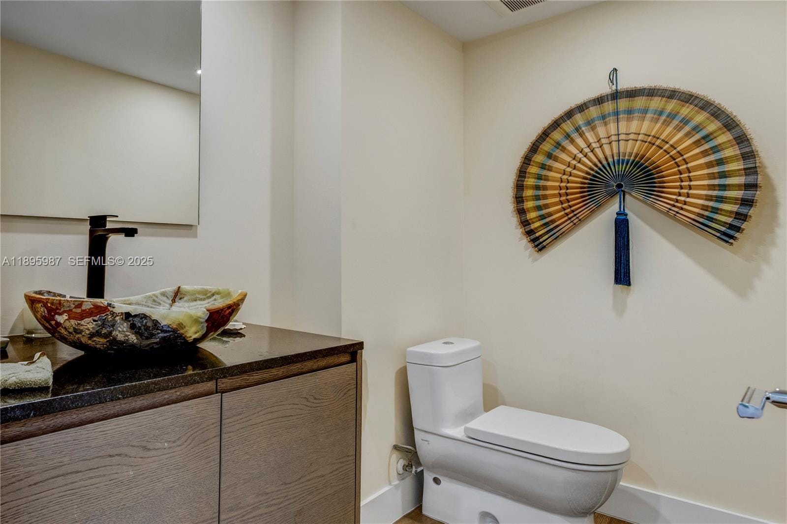5500 Collins Avenue 1104, Miami Beach, FL 33140 photo 27