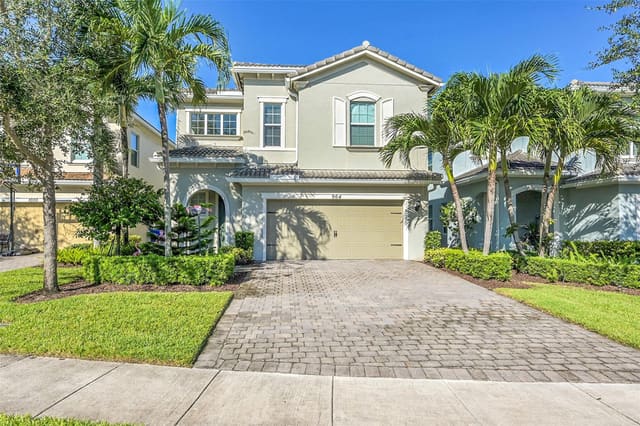 964 Banyan Drive, Hollywood, FL 33021