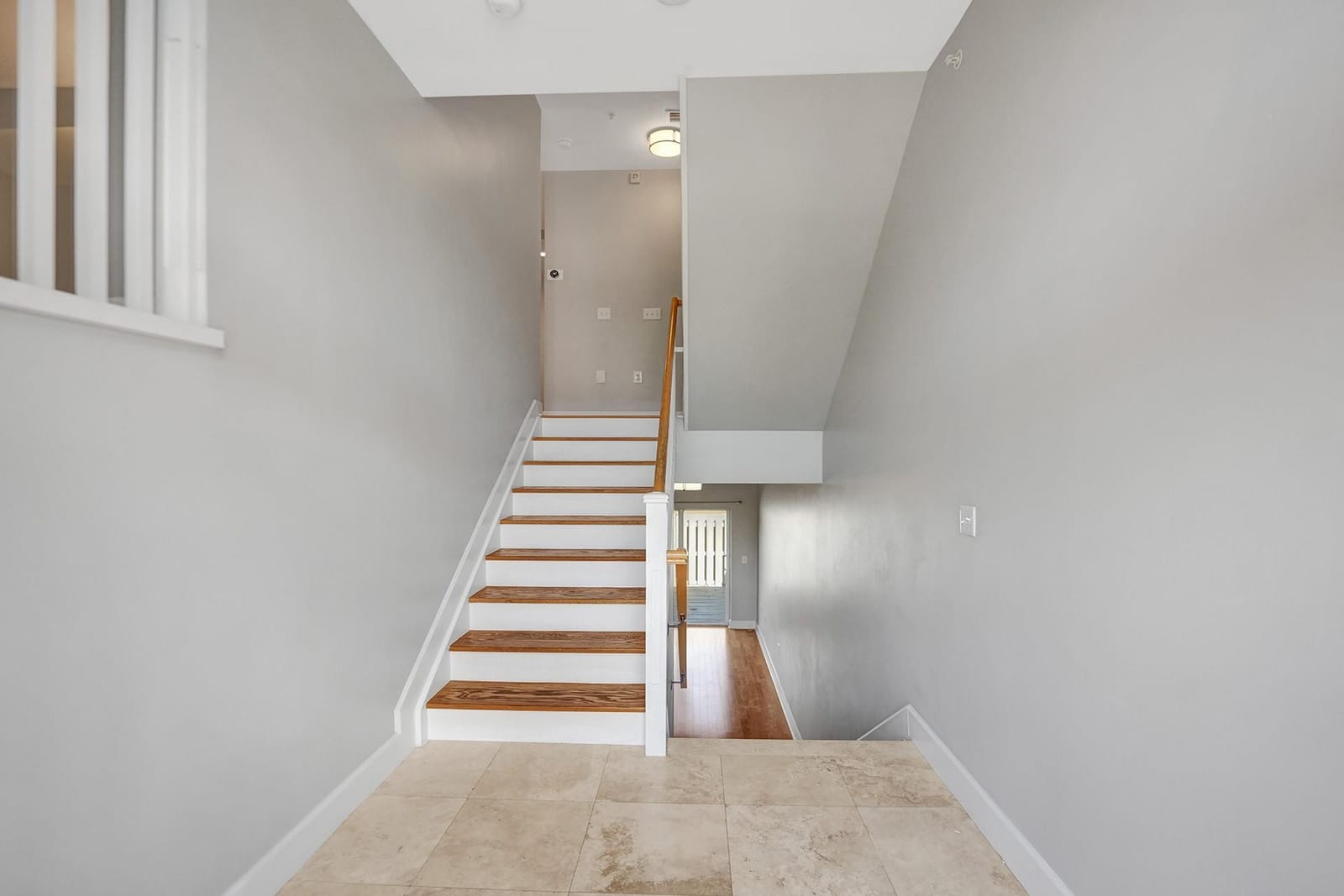 1861 Coral Heights Boulevard 502, Oakland Park, FL 33308 photo 17