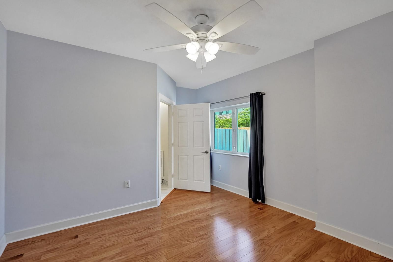 1861 Coral Heights Boulevard 502, Oakland Park, FL 33308 photo 24