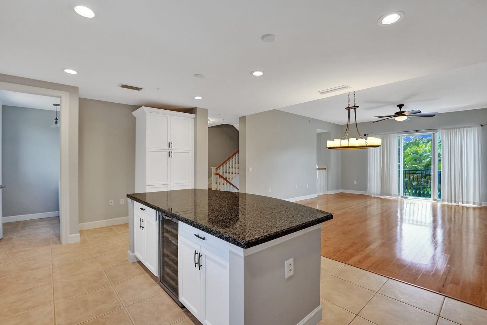 1861 Coral Heights Boulevard 502 — photo 4