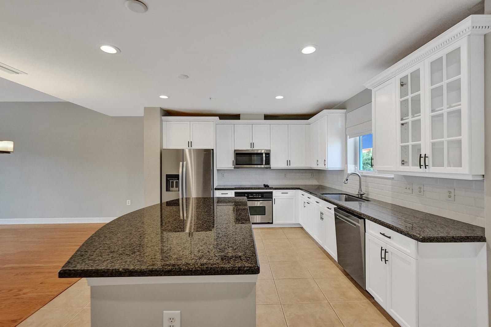 1861 Coral Heights Boulevard 502 — photo 5