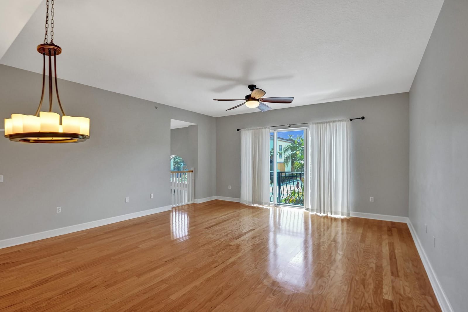 1861 Coral Heights Boulevard 502 — photo 8
