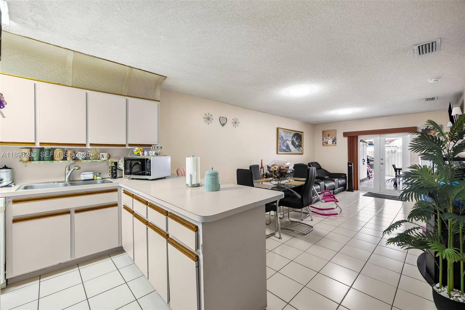 4191 W 10th Avenue, Hialeah, FL 33012 photo 10