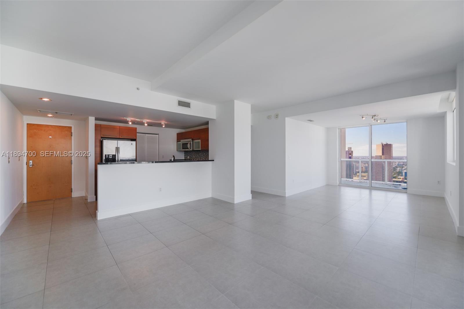 253 NE 2nd Street 3902, Miami, FL 33132, Miami