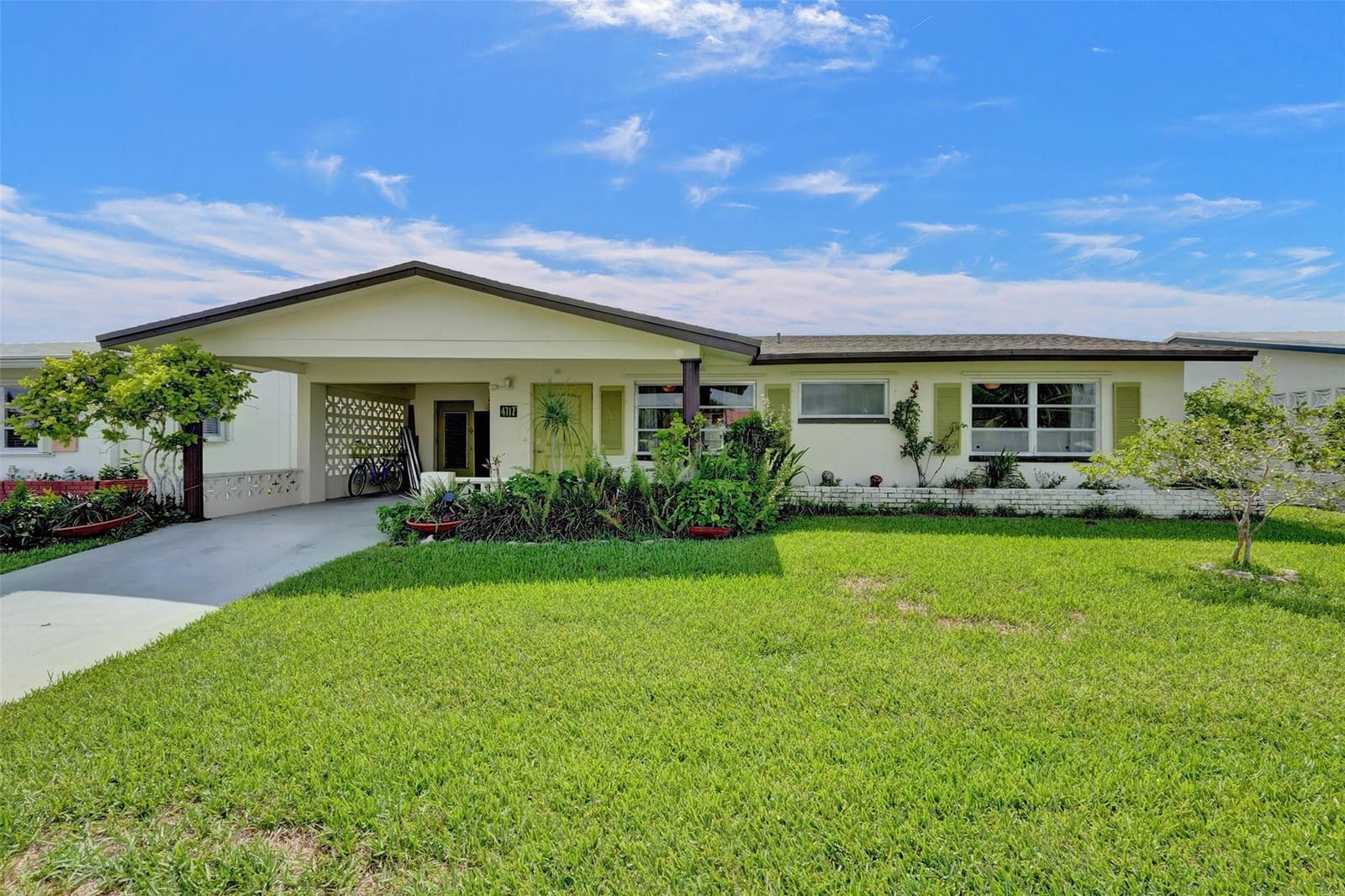 4712 NW 41st Avenue, Tamarac, FL 33319