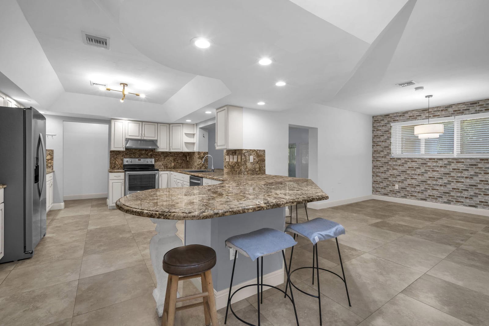 15225 SW 235th Street — photo 6