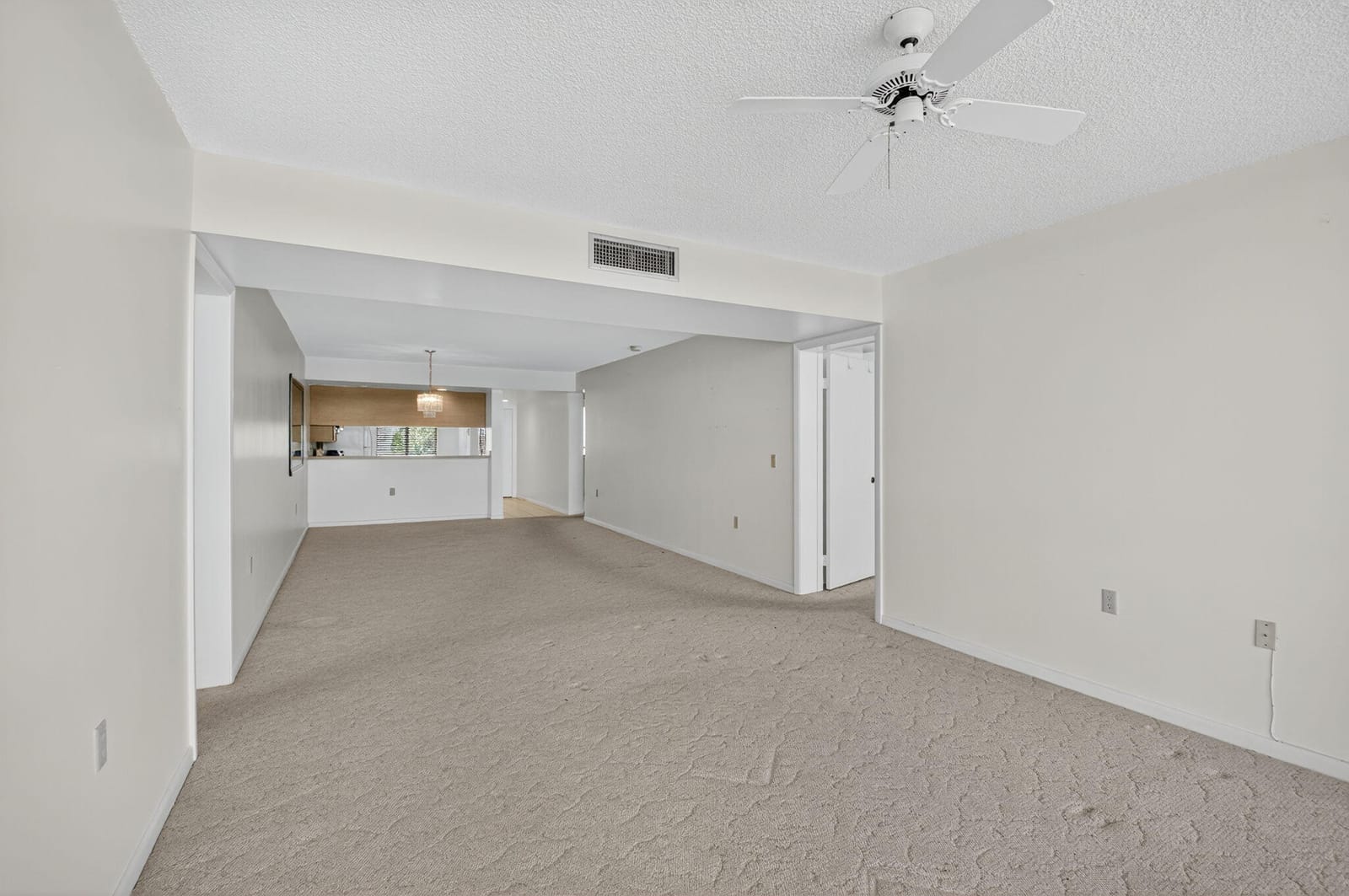 6193 Balboa Circle 403, Boca Raton, FL 33433 photo 6