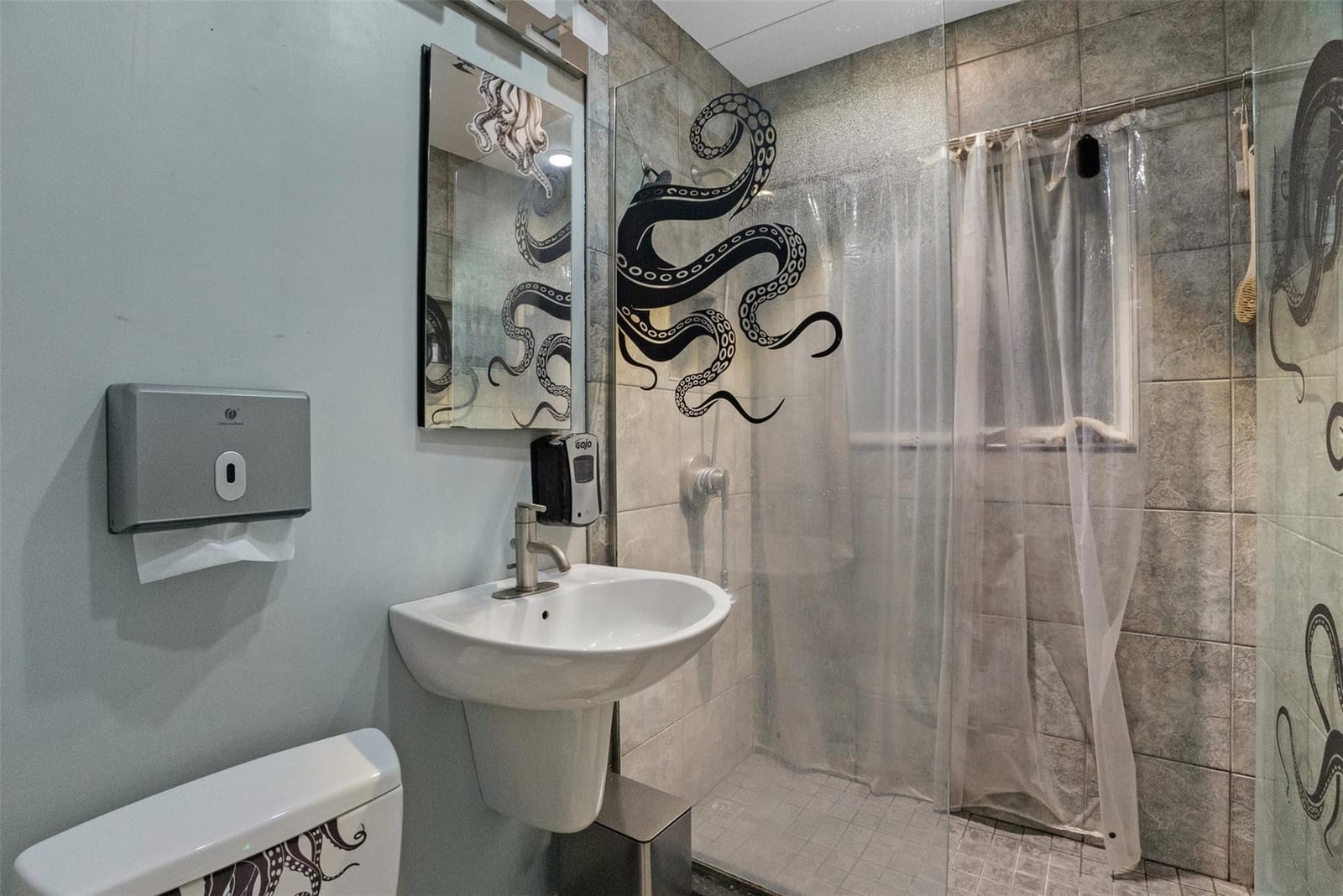 2020 NE 4th Avenue, Wilton Manors, FL 33305 photo 21