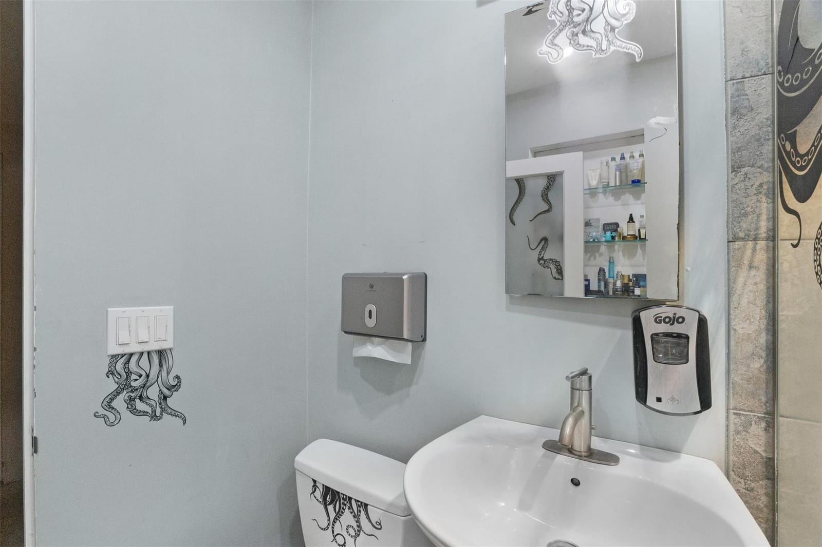 2020 NE 4th Avenue, Wilton Manors, FL 33305 photo 22