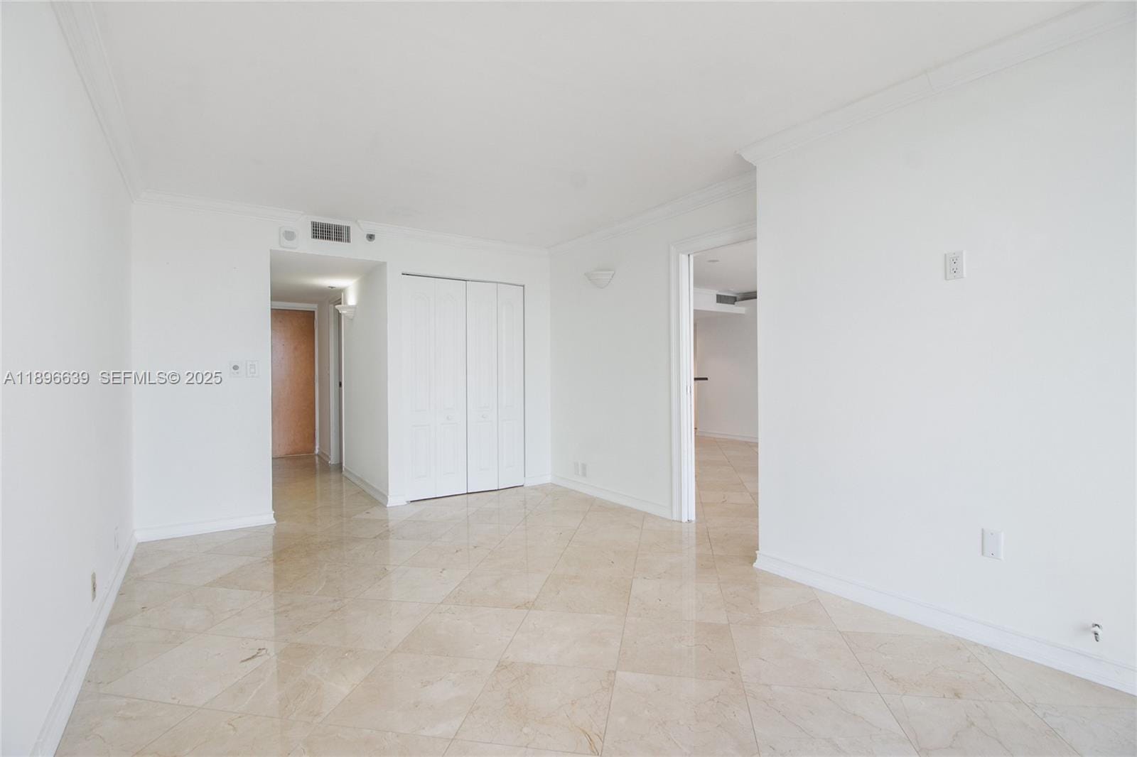 7601 E Treasure Drive 1219, North Bay Village, FL 33141 photo 8