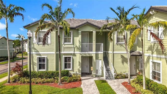 2935 SE 1st Drive 21, sold in Fiji Condo No 2, Homestead, FL