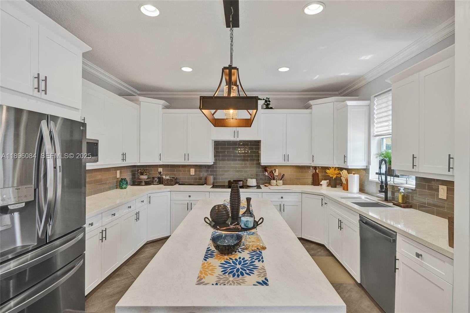 2509 Hunters Run Way — photo 11