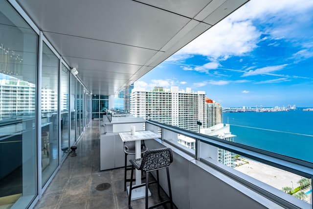 1395 Brickell Avenue 2802, sold in Mayfield Condo, Miami, FL