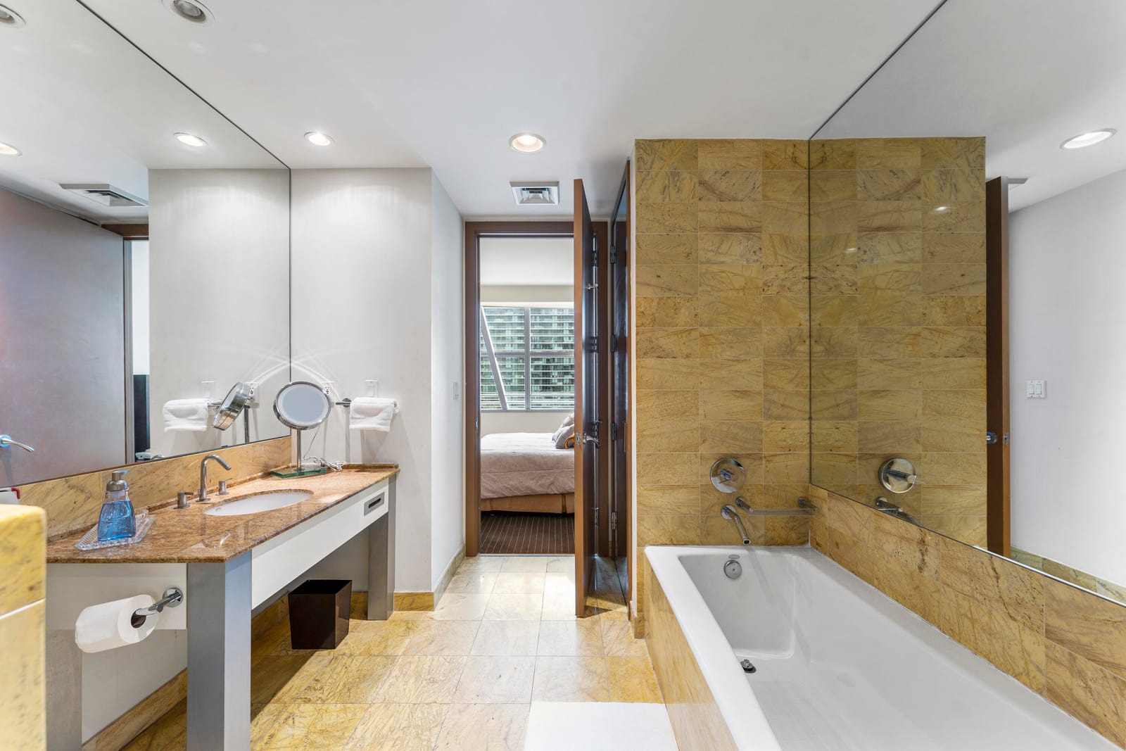 1395 Brickell Avenue 2802, Miami, FL 33131 photo 19