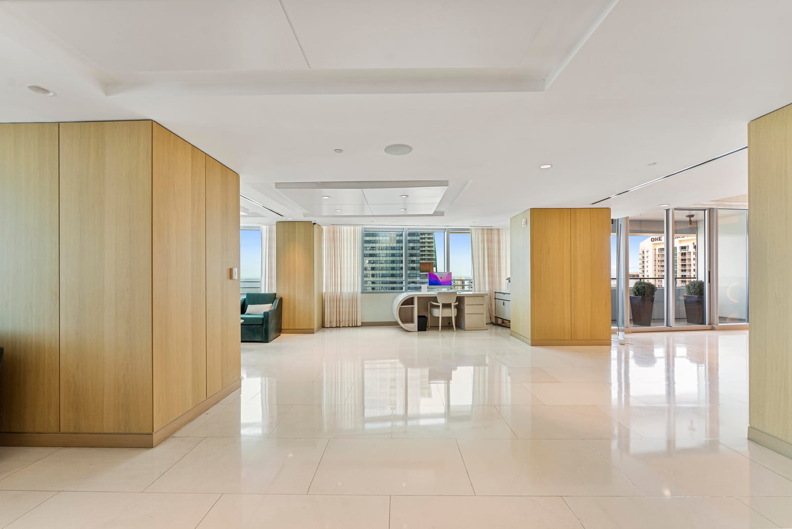 1395 Brickell Avenue 2802, Miami, FL 33131 photo 24