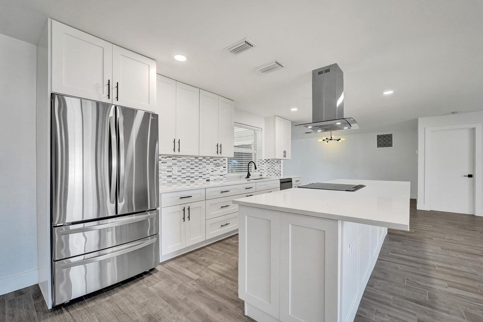 11600 NW 26th Street — photo 9
