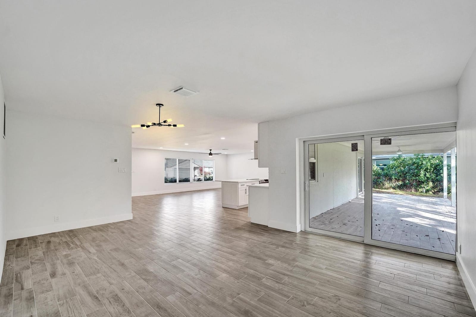 11600 NW 26th Street — photo 10