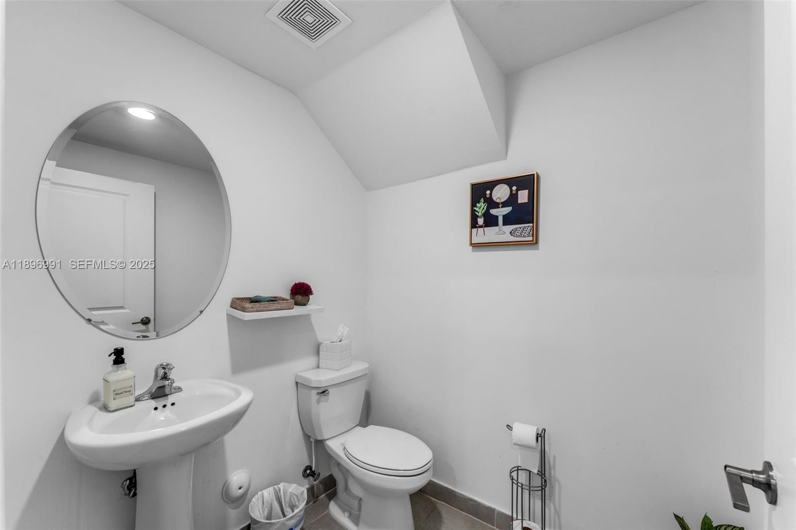 2659 SE 11th Street — photo 8