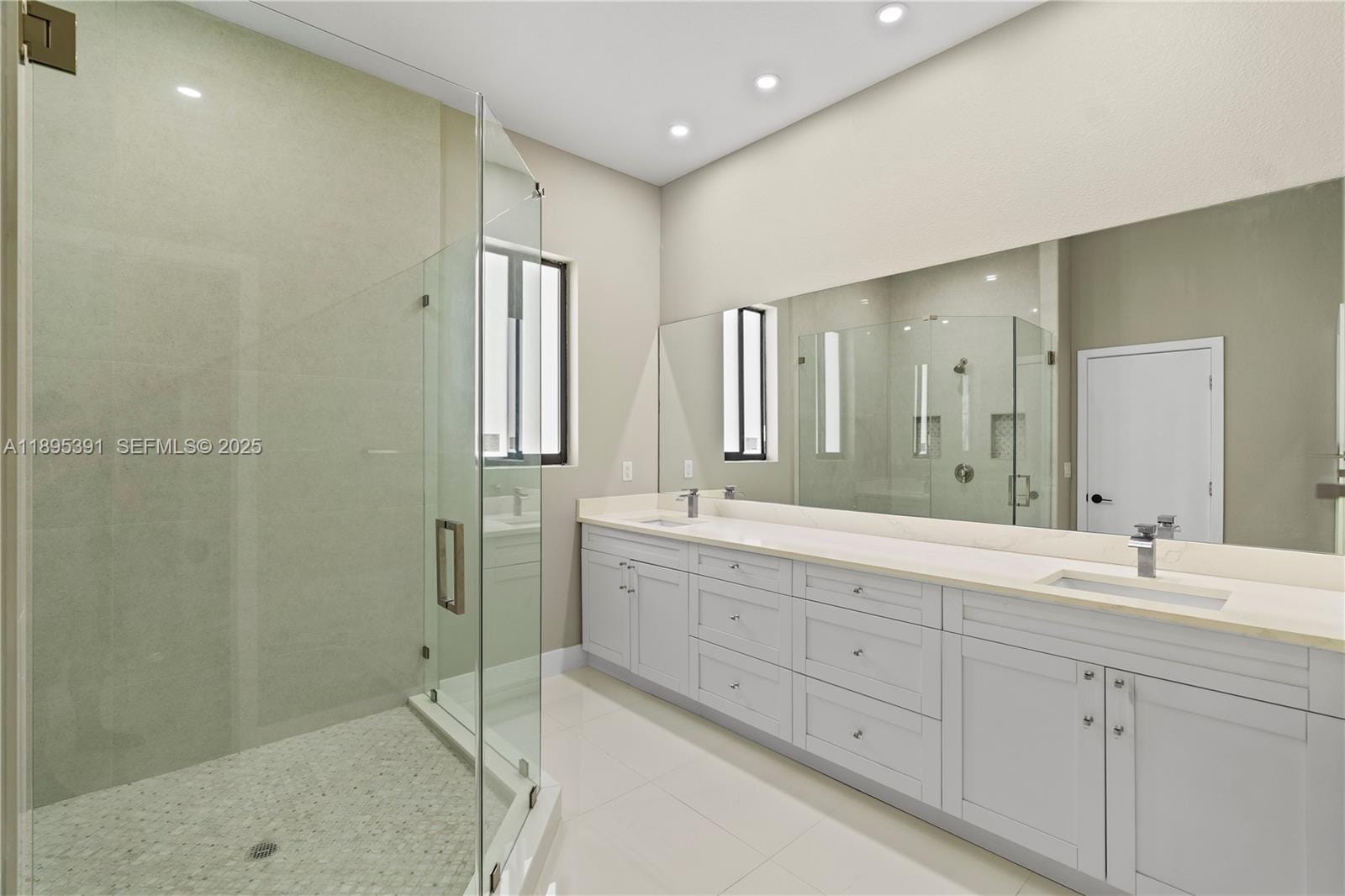 2725 NW 21st Avenue, Oakland Park, FL 33311 photo 18